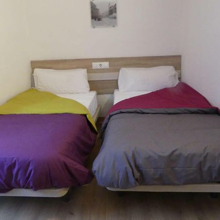 Apt 2 Acollidor Al Centre Historic De Vic Aptgarbi 외부 사진
